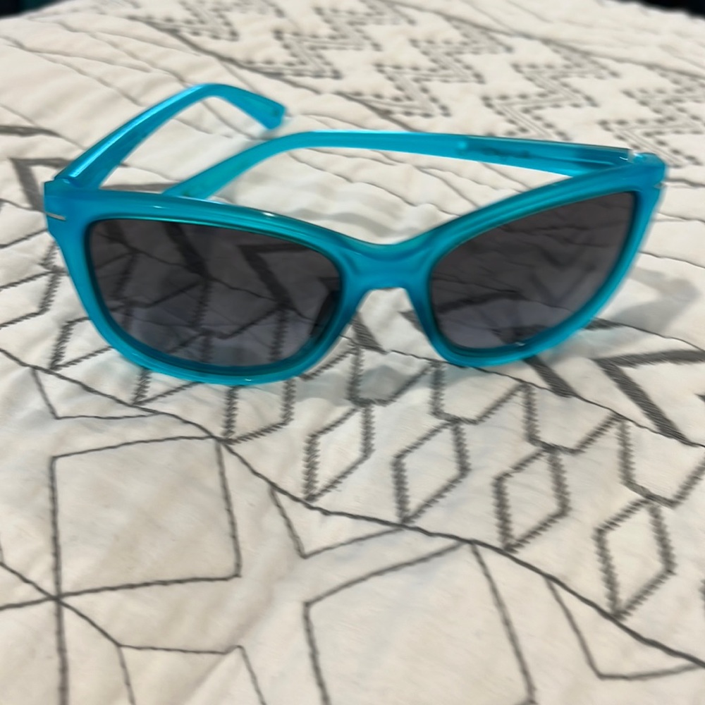 Teal Oakley Women’s Sunglasses